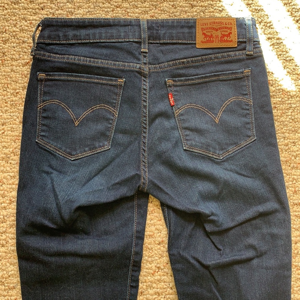 Levi Skinny 711 Skinny Jean